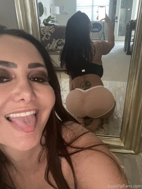 ミニドレス OnlyFans えろた 画像