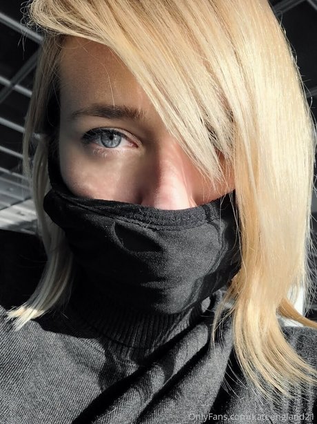 ティーンランジェリーOnlyFans アートxxx 写真