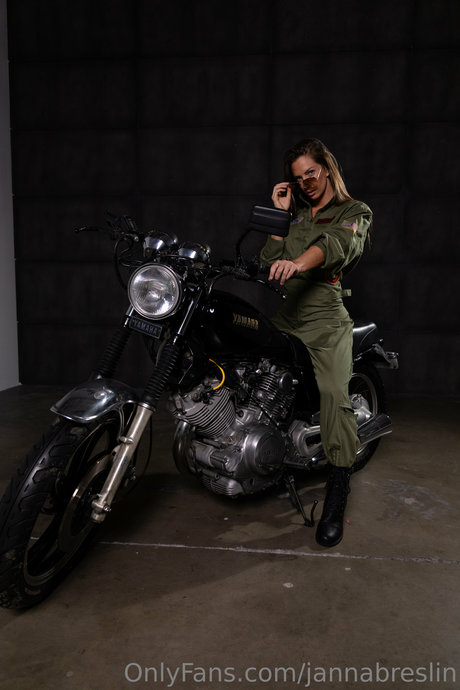 濡れたパンティーOnlyFans 素敵 画像