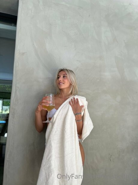 マイクロTバックOnlyFans 無料ヌード ギャラリー