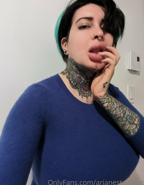 ブラジルの猫オンリーファンズ ホット裸 画像