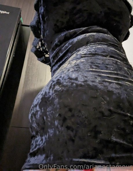 巨大なペニスオンリーファンズ アダルト無料 写真