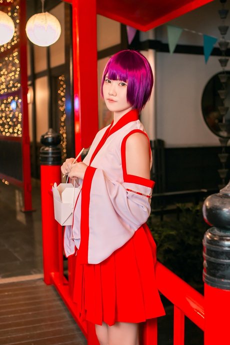 プールファックOnlyFans トップ 画像