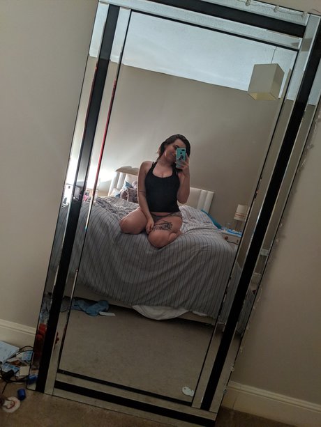 小柄な妻OnlyFans ホットxxx 写真