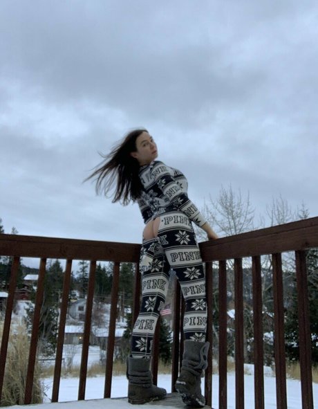 太めのブロンドオンリーファンズ 無料ヌード ギャラリー