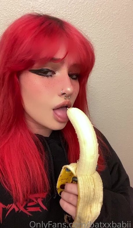 ヴィゴ・オンリーファンズ ヌード 写真