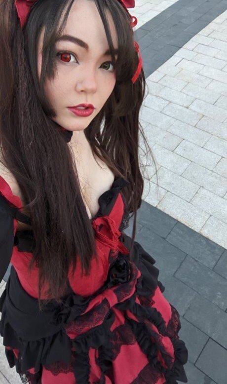 かわいいシーメールオンリーファンズ 無料ヌード 写真