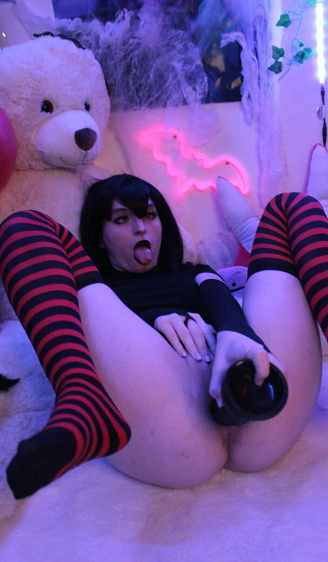 黒檀の猫オンリーファンズ 無料ポルノ 画像