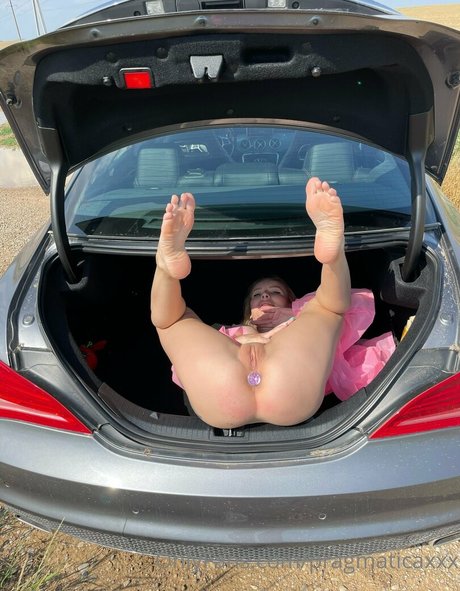 背が高くて巨乳のOnlyFans ホットヌード ギャラリー