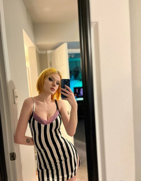 フィットネスインフルエンサーオンリーファンズ えろた 画像