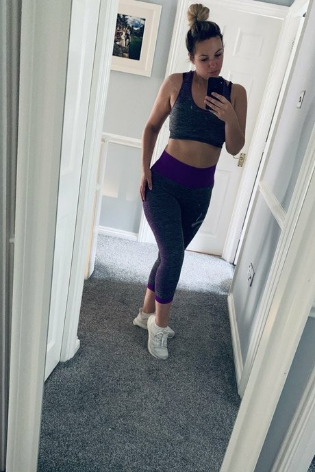 イギリスのプッシーOnlyFans 無料セックス 写真