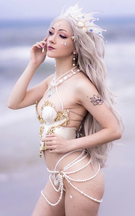 巨乳ブルネットオンリーファンズ セックス 写真