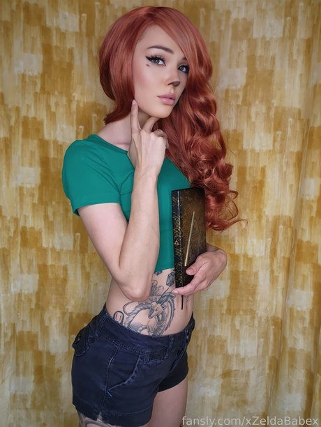 女性の筋肉オンリーファンズ ホットセクシー 写真