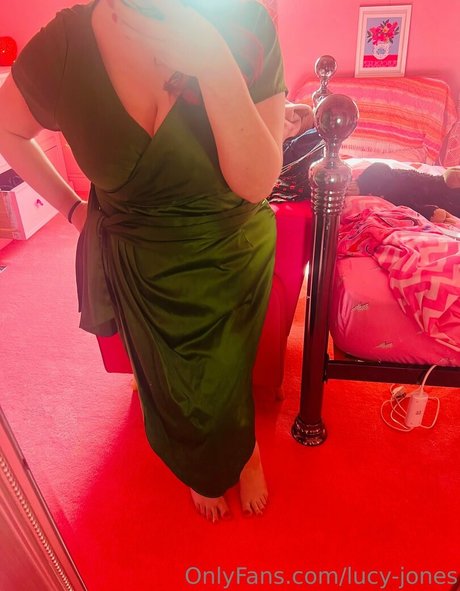 アジア人のティーンの足 オンリーファンズ トップ 写真