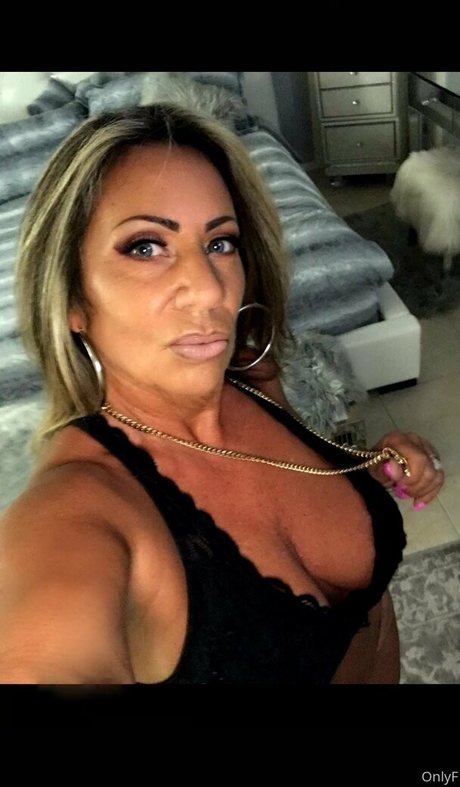 hottotrottots 可愛いモデル 画像