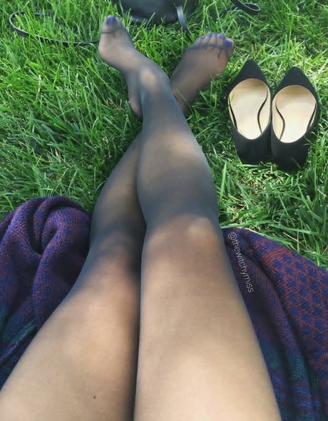 Thewitchymiss ポルノスター 美しい 画像