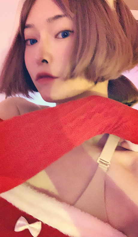 Taeri 裸のモデル ギャラリー