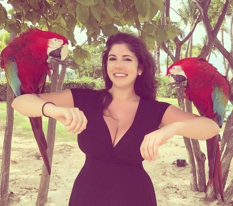 小さなオンリーファンズ ポルノ 写真