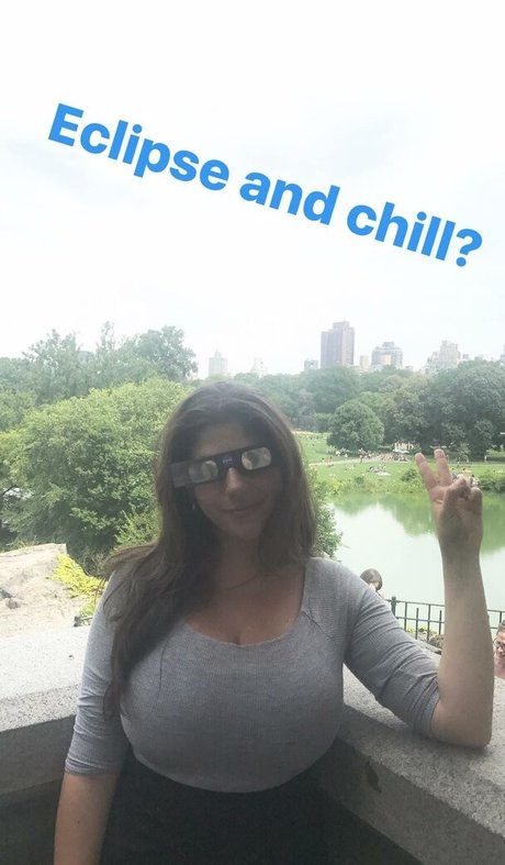 毛深いアジア人オンリーファンズ 無料 写真