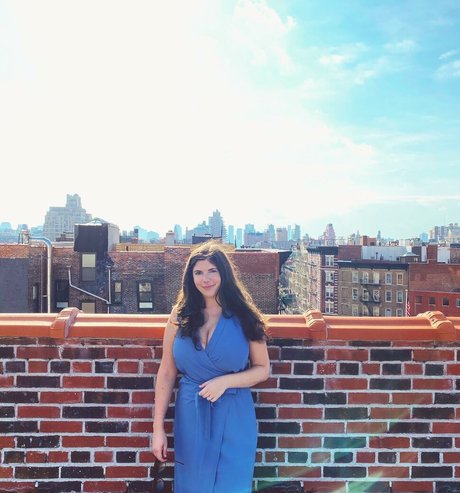 Emily H Barry 最高のモデル 写真