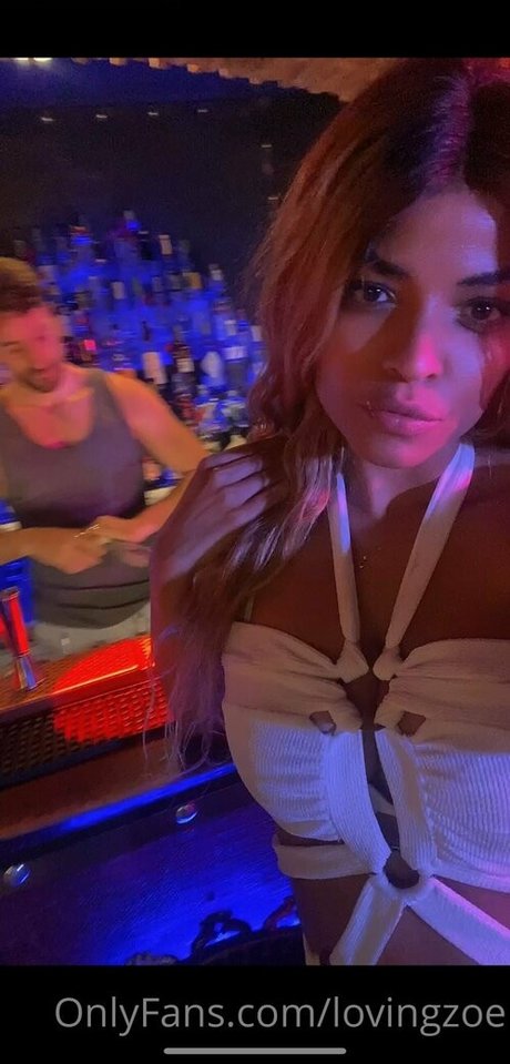 lovingzoe アダルトスター 画像