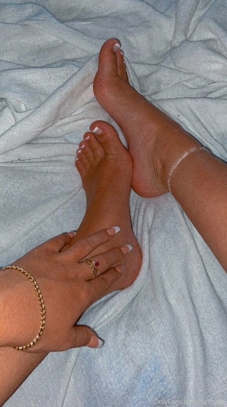 赤毛の熟女オンリーファンズ セクシー裸 ギャラリー