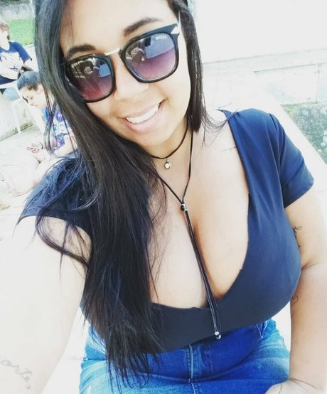 不明なファン ヌード 写真