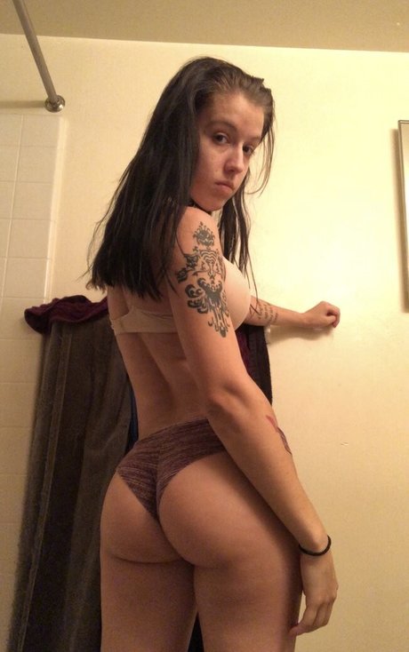 Hawlee Cromwell セクシー女優 画像