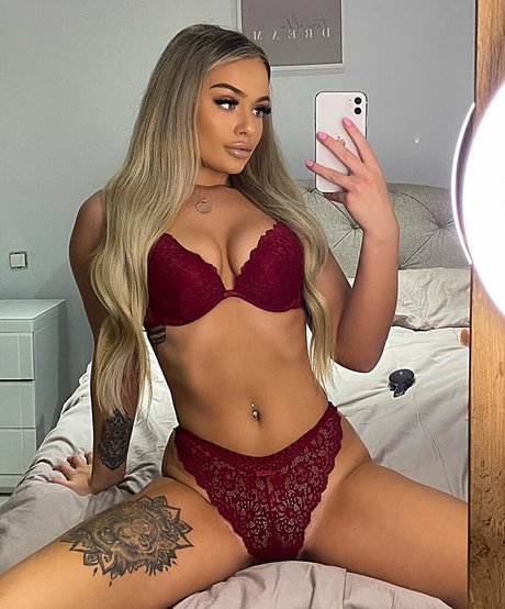 ポーグエボニーオンリーファンズ アートポルノ アーカイブ