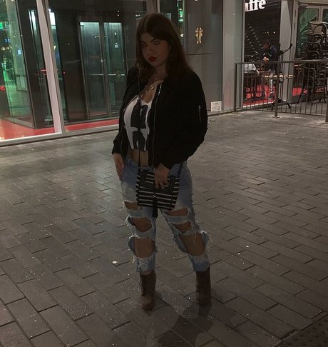 May Tehila Zafrani 素敵なスター アーカイブ