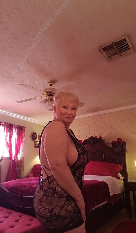 クリスマスヌードOnlyFans セクシーヌード ギャラリー