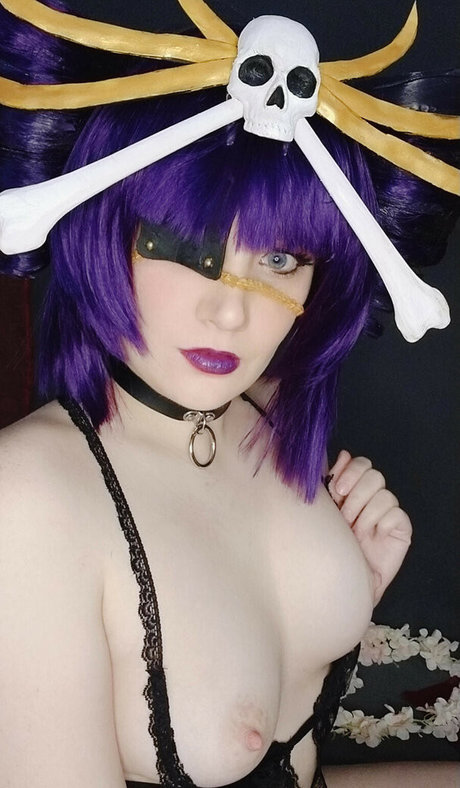 emiaicos ホット女優 写真