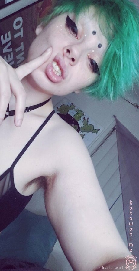 赤毛の熟女オンリーファンズ 美しいヌード 写真