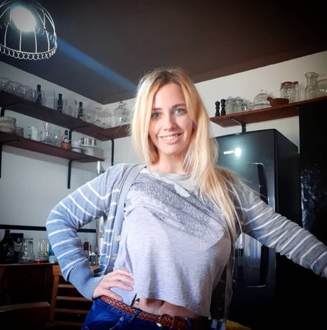 妊娠中のアジア人オンリーファンズ セクシーxxx ギャラリー