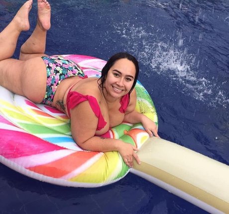 赤毛ティーンオンリーファンズ アートxxx 写真