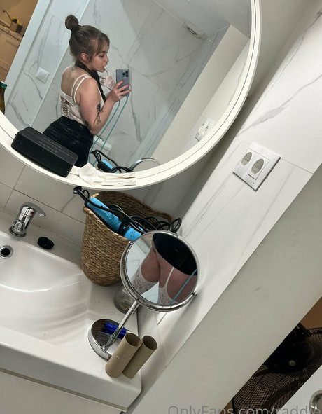 BBW妻オンリーファンズ ヌード 画像