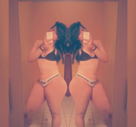 Raffaelah Poison 独占女優 画像