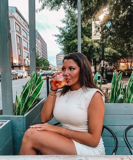 ゴスキティOnlyFans 美しいポルノ 写真