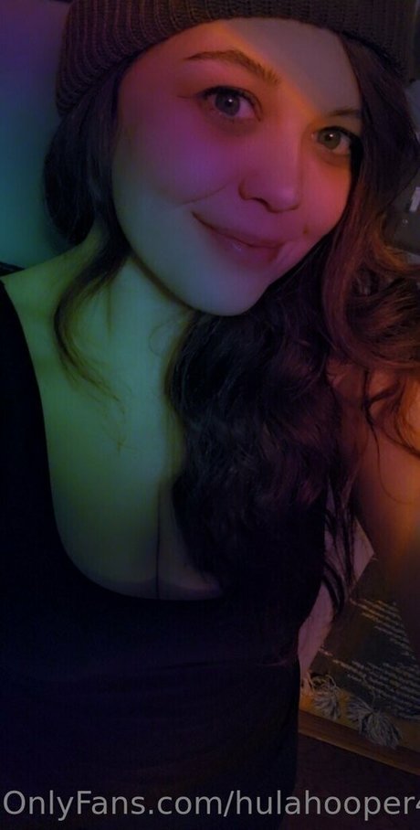 hulahooper420 裸の女優 写真