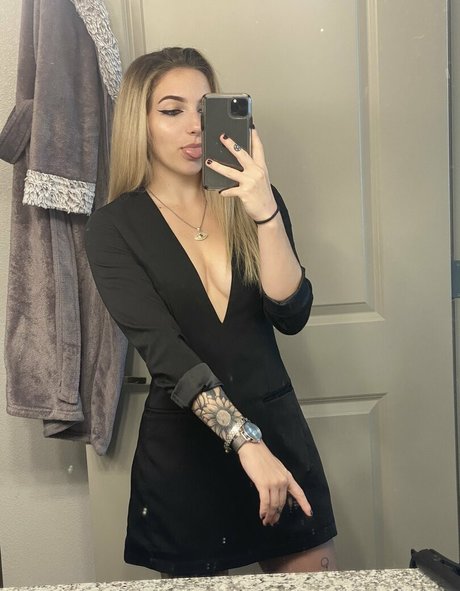 ravengonewildfree アダルト女優 画像