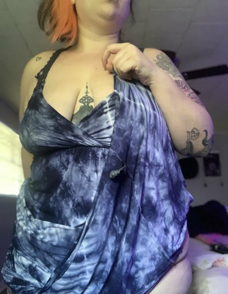 fatmilkymommafree ポルノ女優 写真