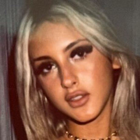 Sophia Hamade 無料のスター 写真