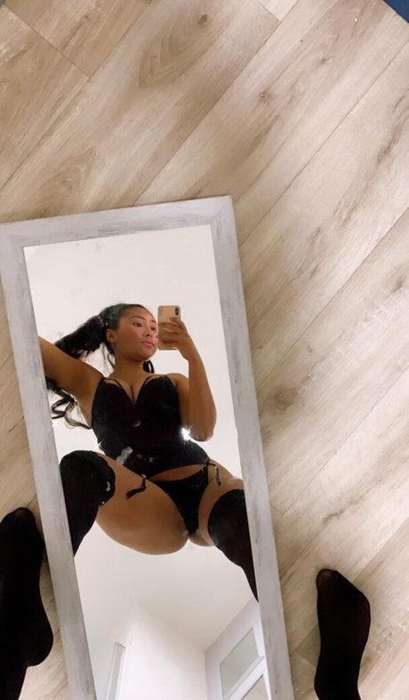 coco cooper ホットモデル 写真