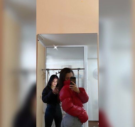 andreea kg19 xxxポルノスター 写真