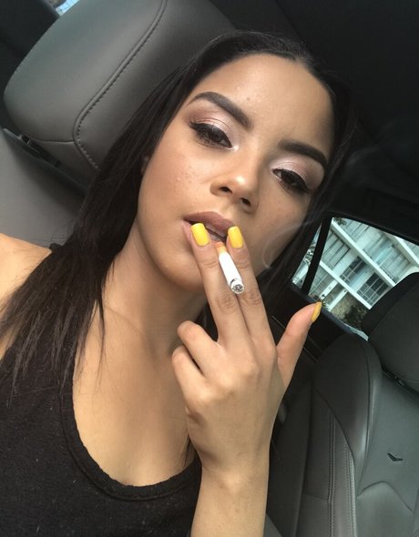 mayabijouxxx ヌードのポルノスター 写真