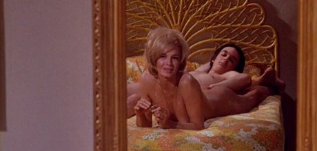 Angie Dickinson ヌード女優 画像