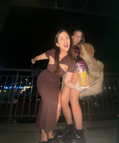 Amber Lee Lockhart エロティックなモデル 画像