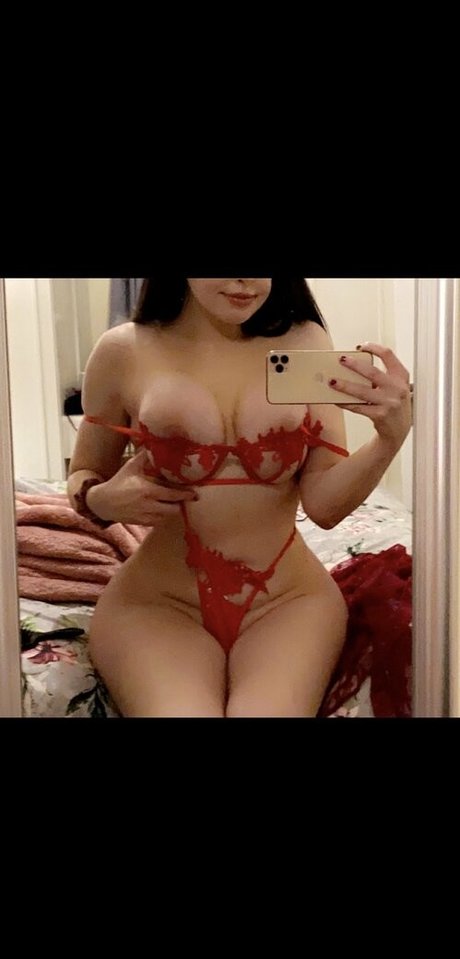 ブッシュ・オンリーファンズ アート裸 写真