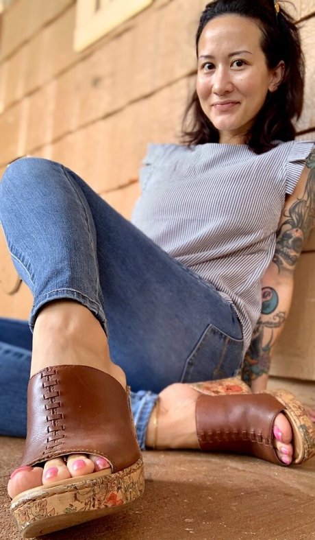 OnlyFansの普及 セクシー裸 写真