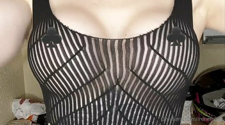 irenehc99 裸のモデル 写真